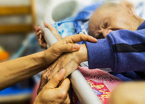 Bien choisir une structure d’accueil adaptée aux seniors à Noisy-le-Grand